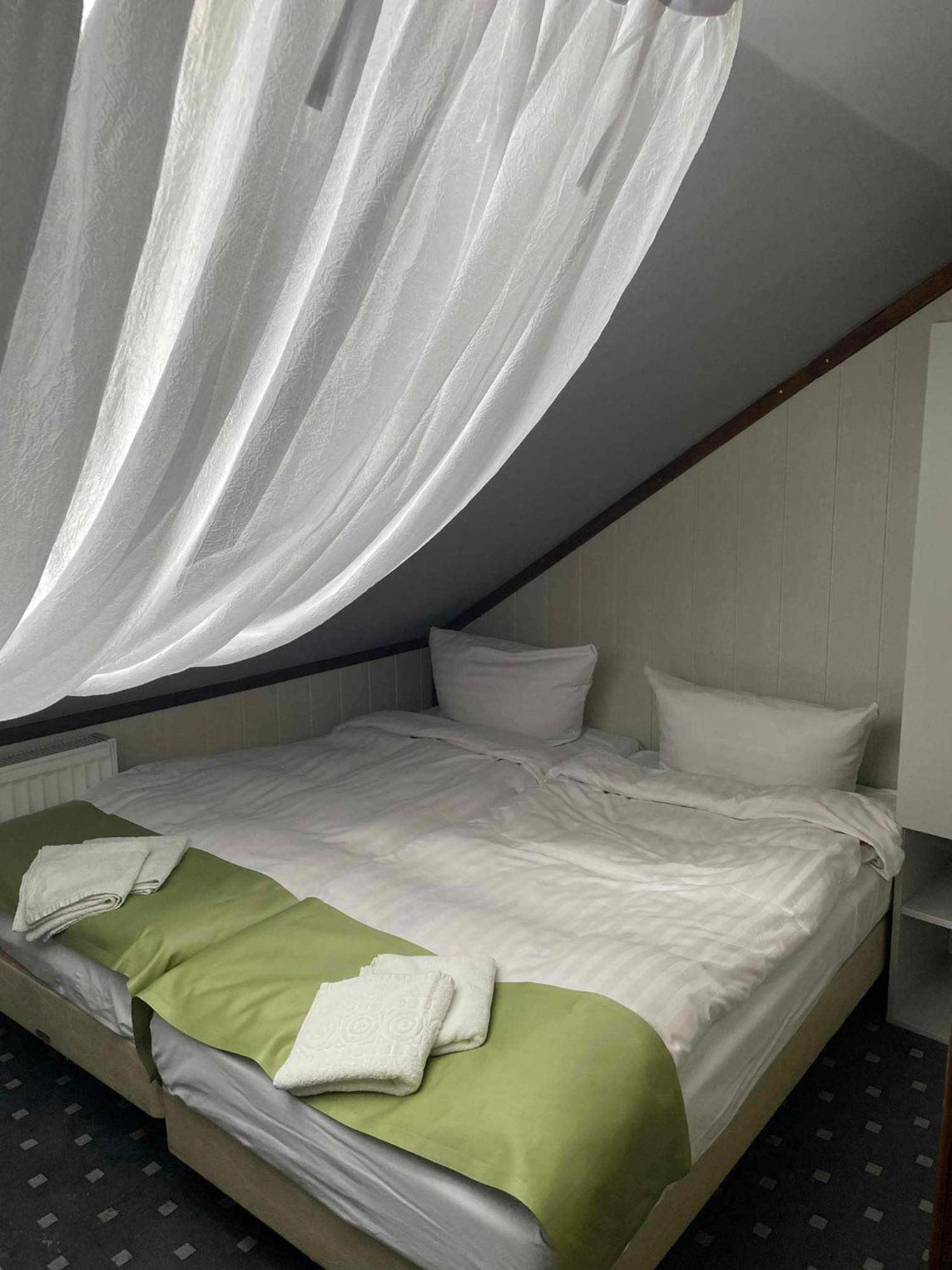 Hotel Keszyca Lesna Eksteriør billede