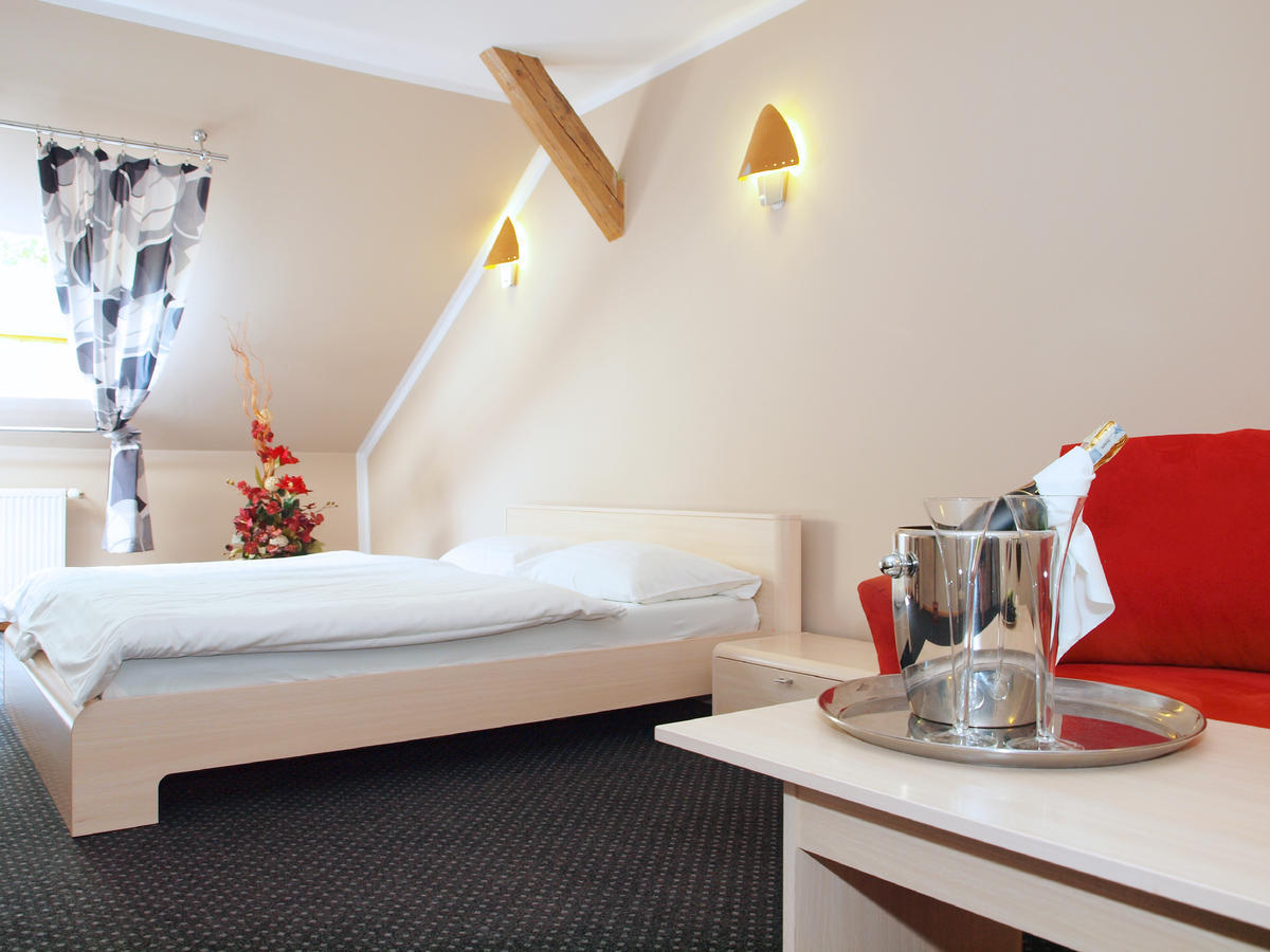 Hotel Keszyca Lesna Eksteriør billede
